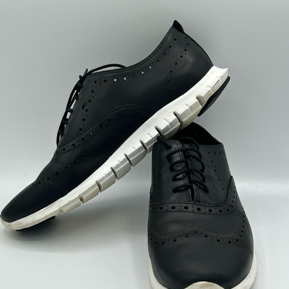 Women’s Cole Haan Black Oxford Shoes. Used and in excellent condition. - Picture 1 of 11